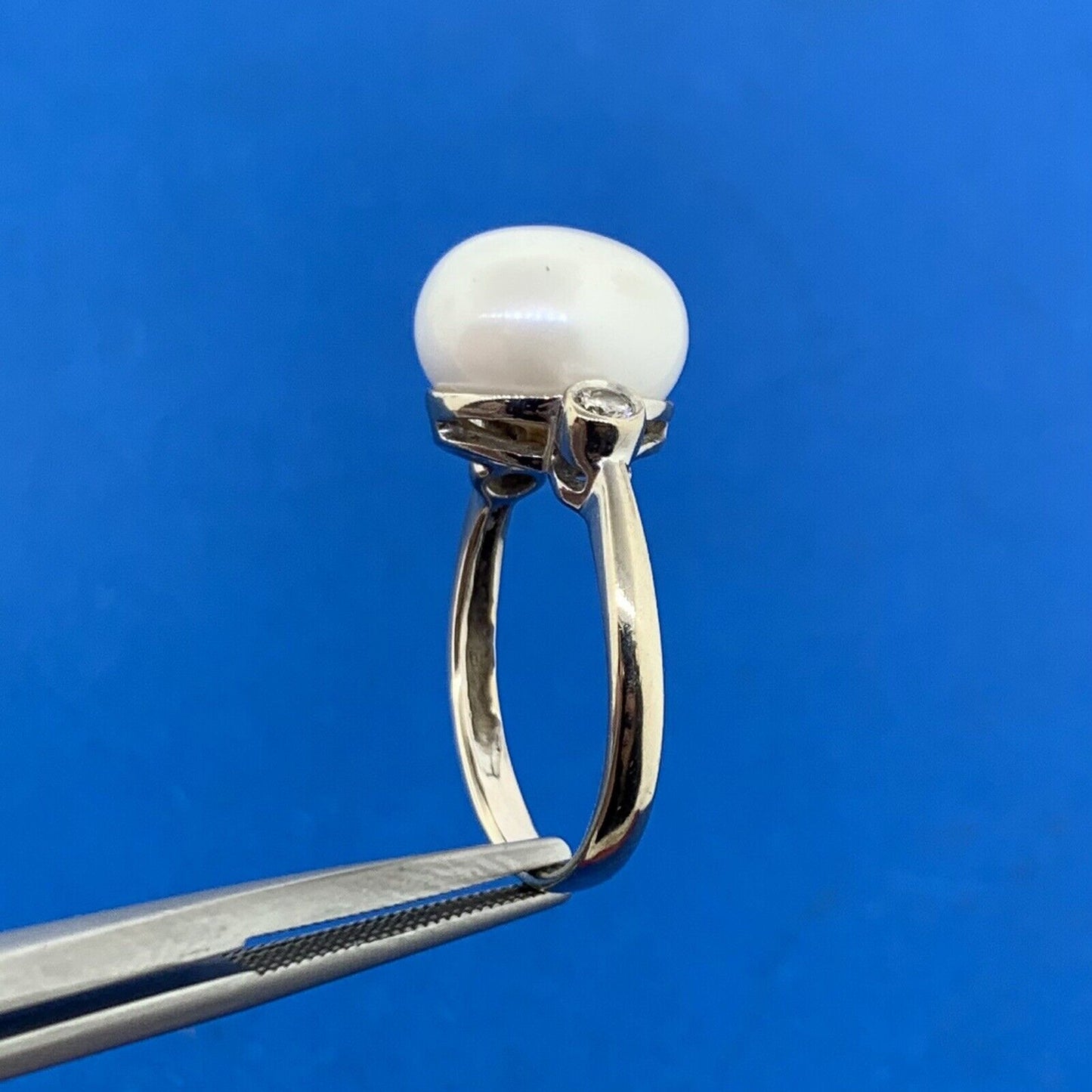 14K White Gold Pearl Diamond Accent June Wedding Anniversary Occasion Ring