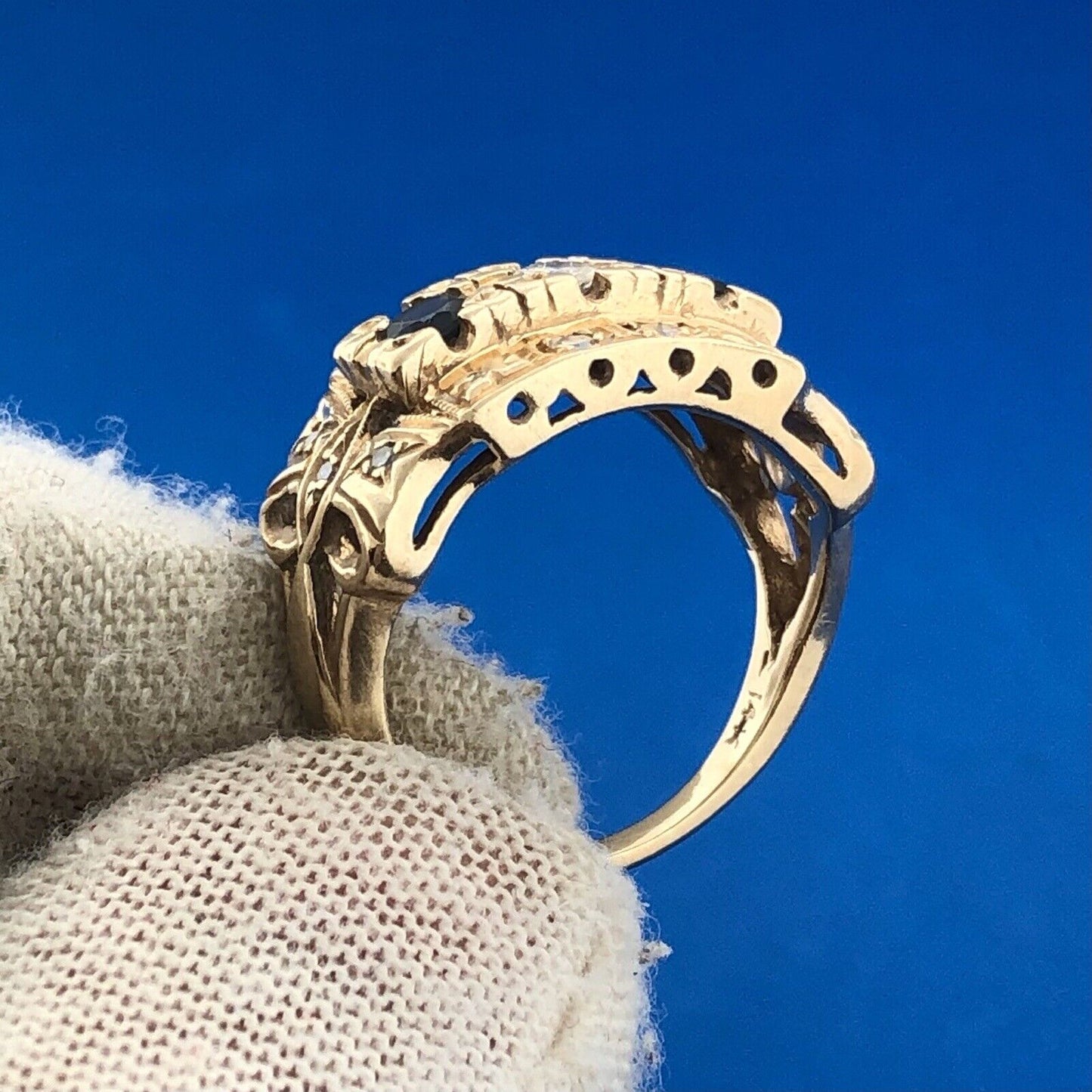 Art Deco Art Nouveaux 14K Yellow Gold Sapphire Diamond Etruscan Dome Ring
