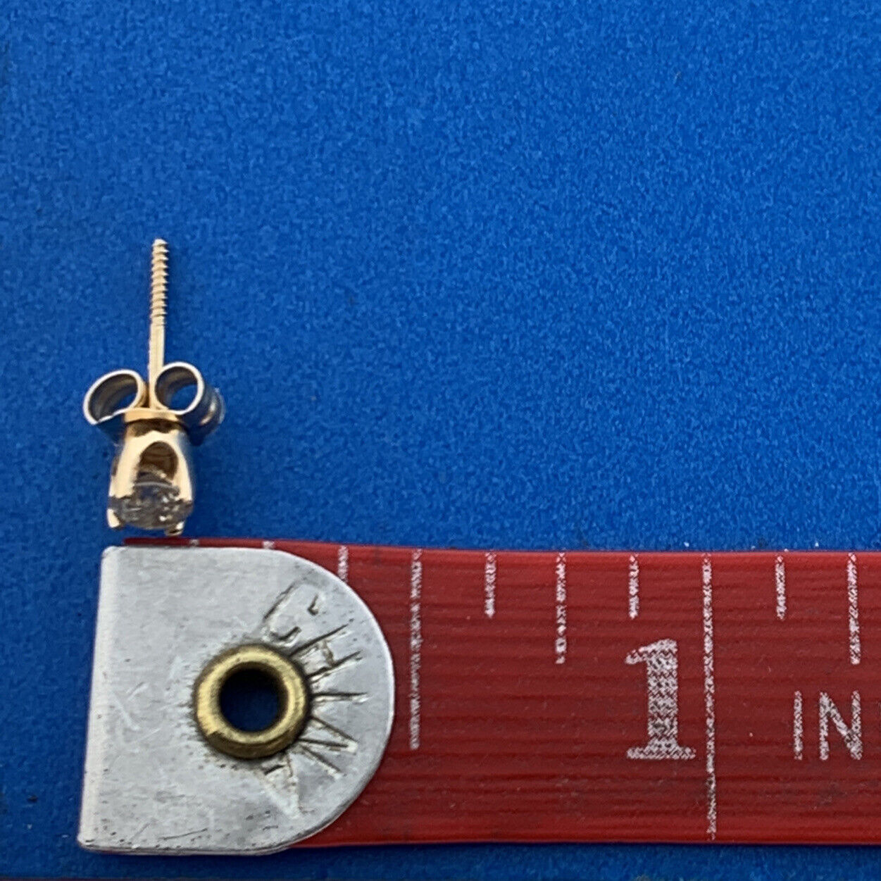 Gorgeous 14k Yellow Gold Round Cut White Diamond Friction Back Stud Earrings