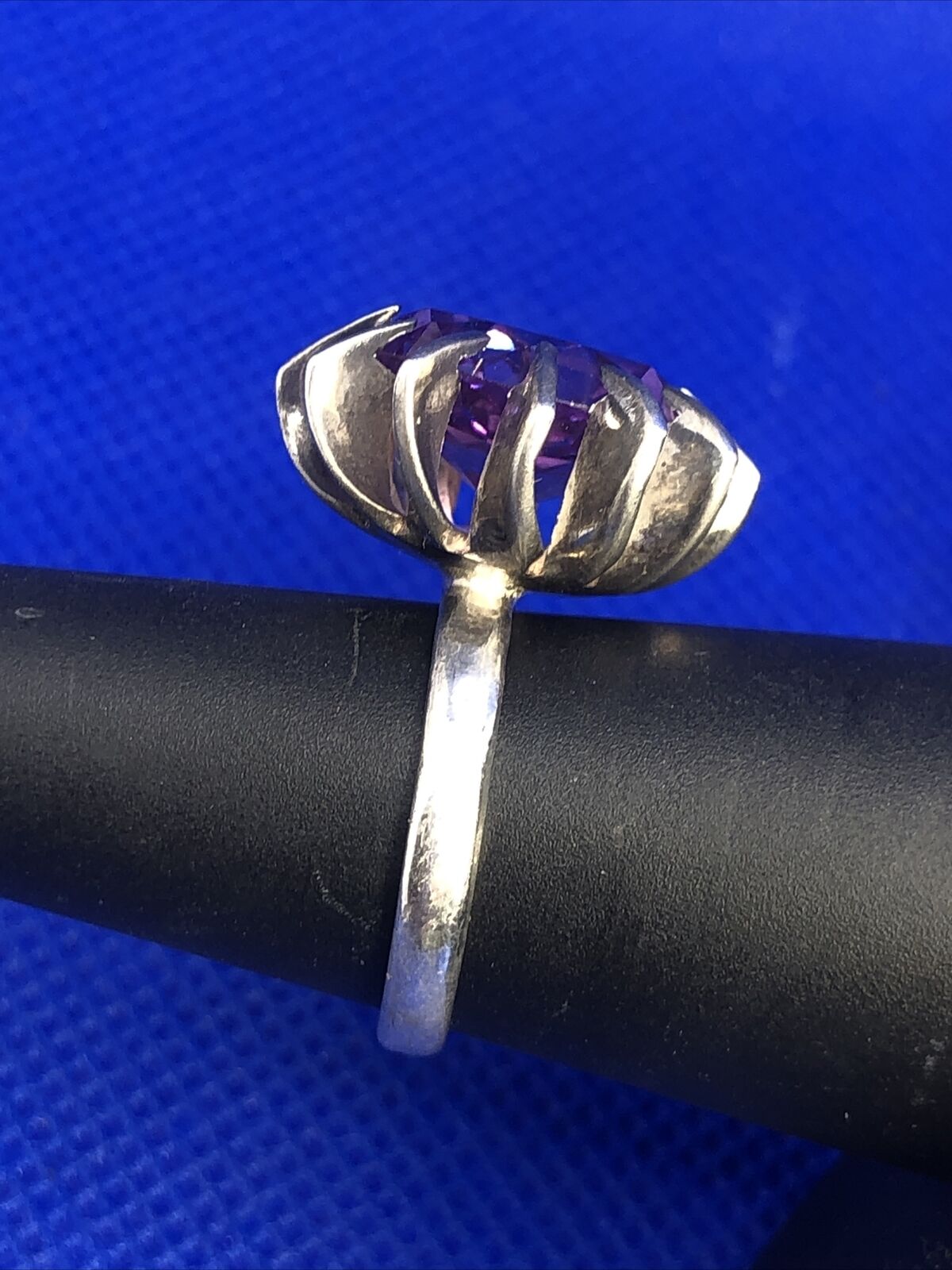 Taxco Mexico 925 Sterling Silver Round Purple Sapphire Cocktail Ring