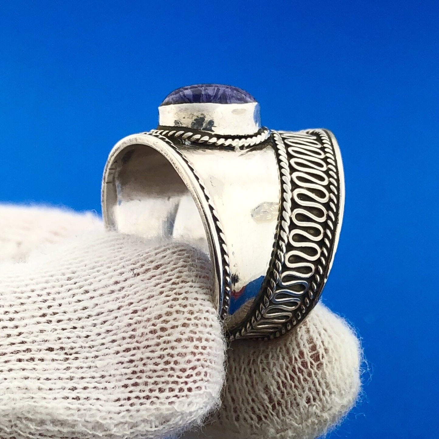 Stunning Sterling Silver 925 Oval Cabochon Swirly Purple Stone Ring Size 7