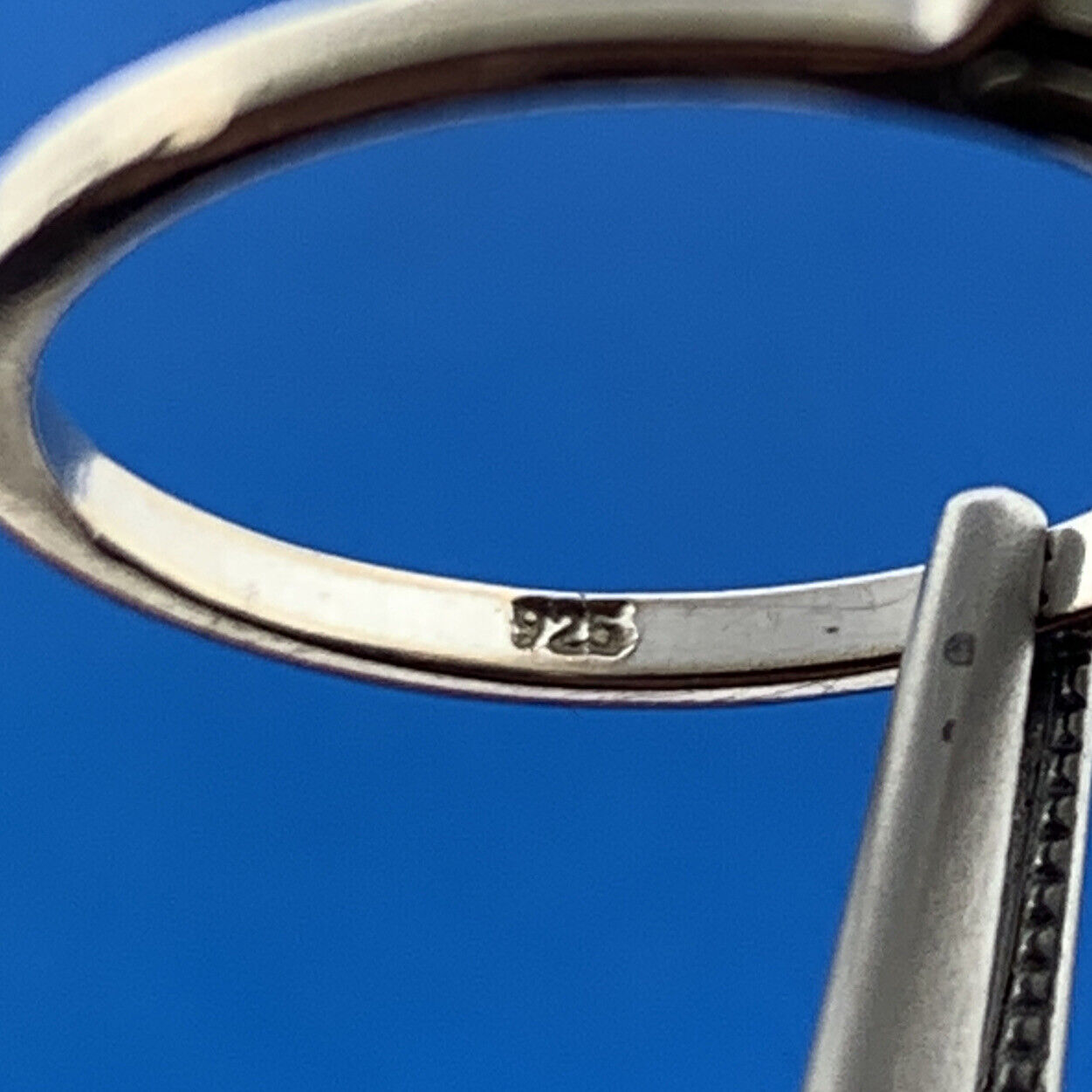 Sparkling 925 Sterling Silver Cubic Zirconia CZ Heart Solitaire w/ Accents Ring