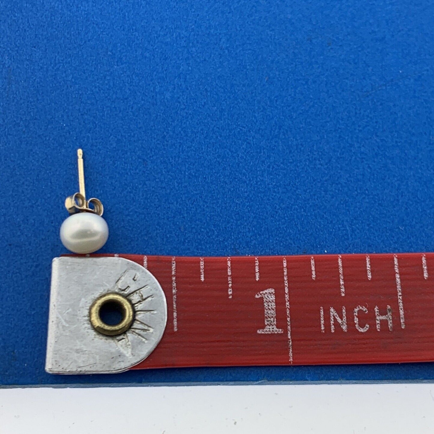 Designer 14k Yellow Gold Cabochon Smooth White Pearl 5mm Stud Earrings