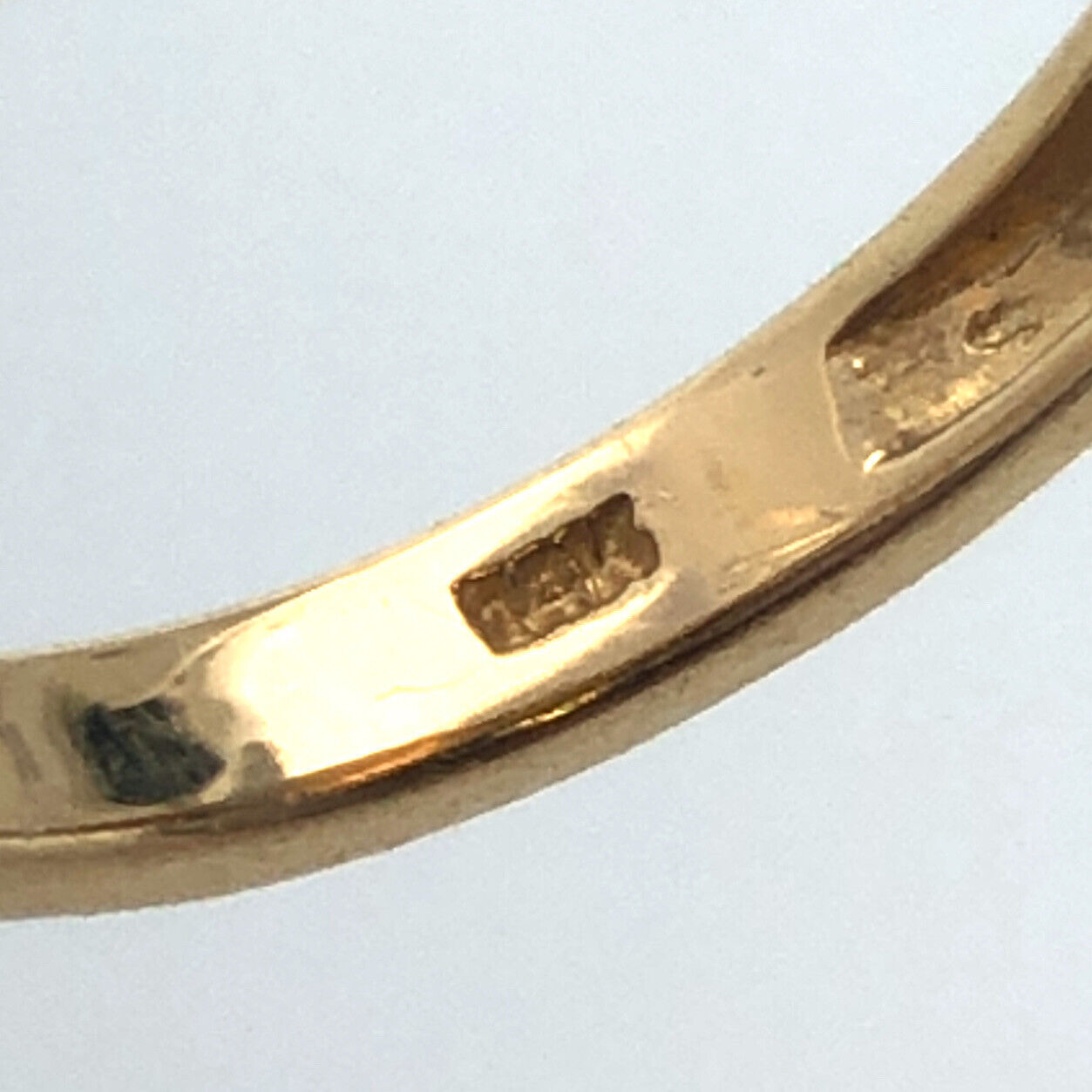 14K Yellow Gold Faceted Cushion Citrine Chocolate White Diamond Cocktail Ring