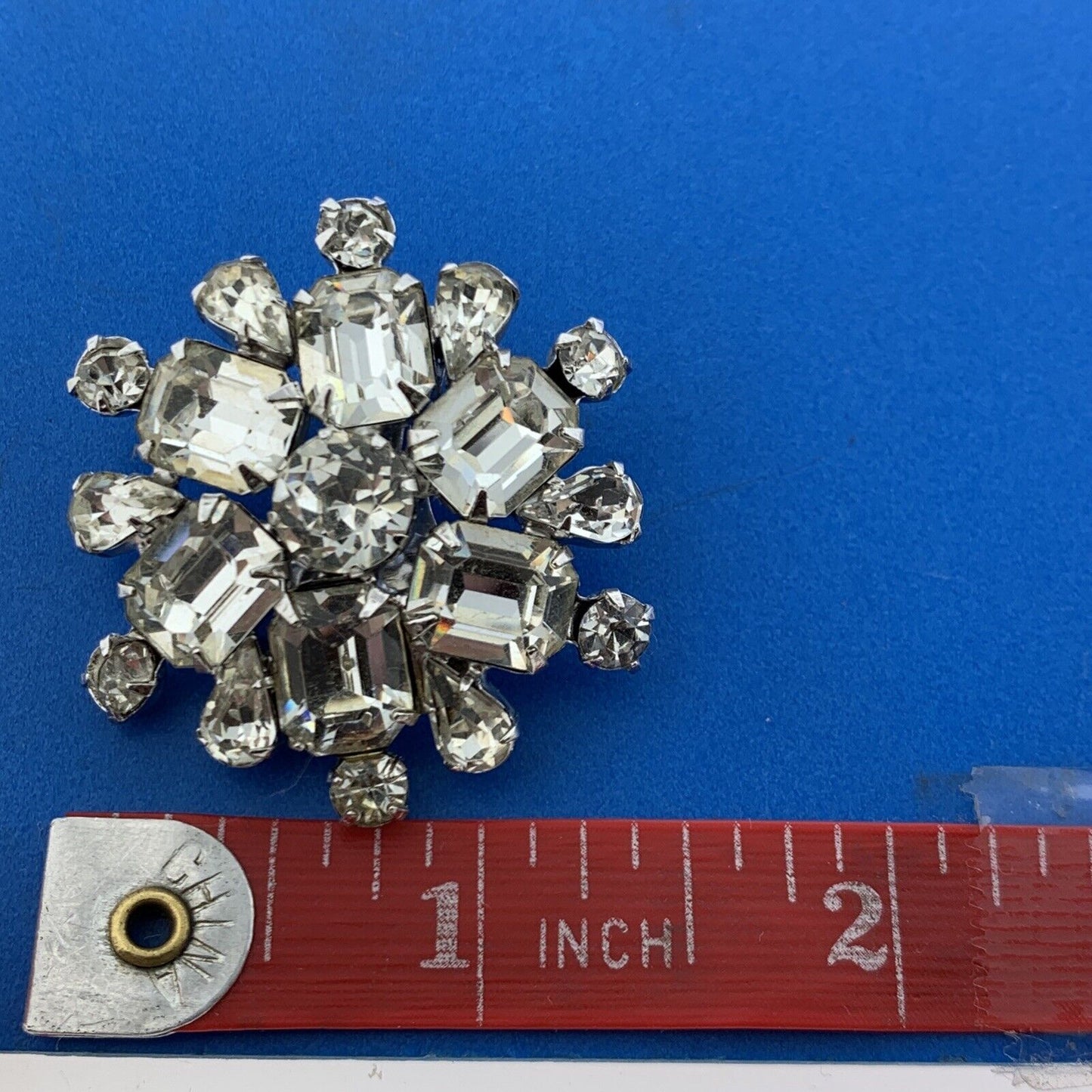 Retro Weiss Austrian Crystal Rhinestone Snowflake Starburst Clip On Earrings