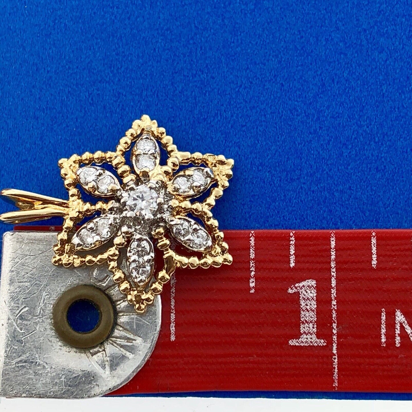 Charming 14K Yellow Gold Diamond Snowflake Star Fish Sand Dollar Charm Pendant