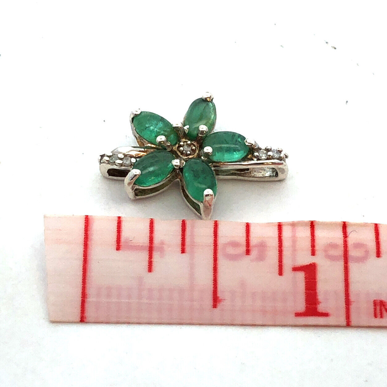 Designer TGGC 925 Sterling Silver Green Tourmaline Diamond Accent Flower Pendant