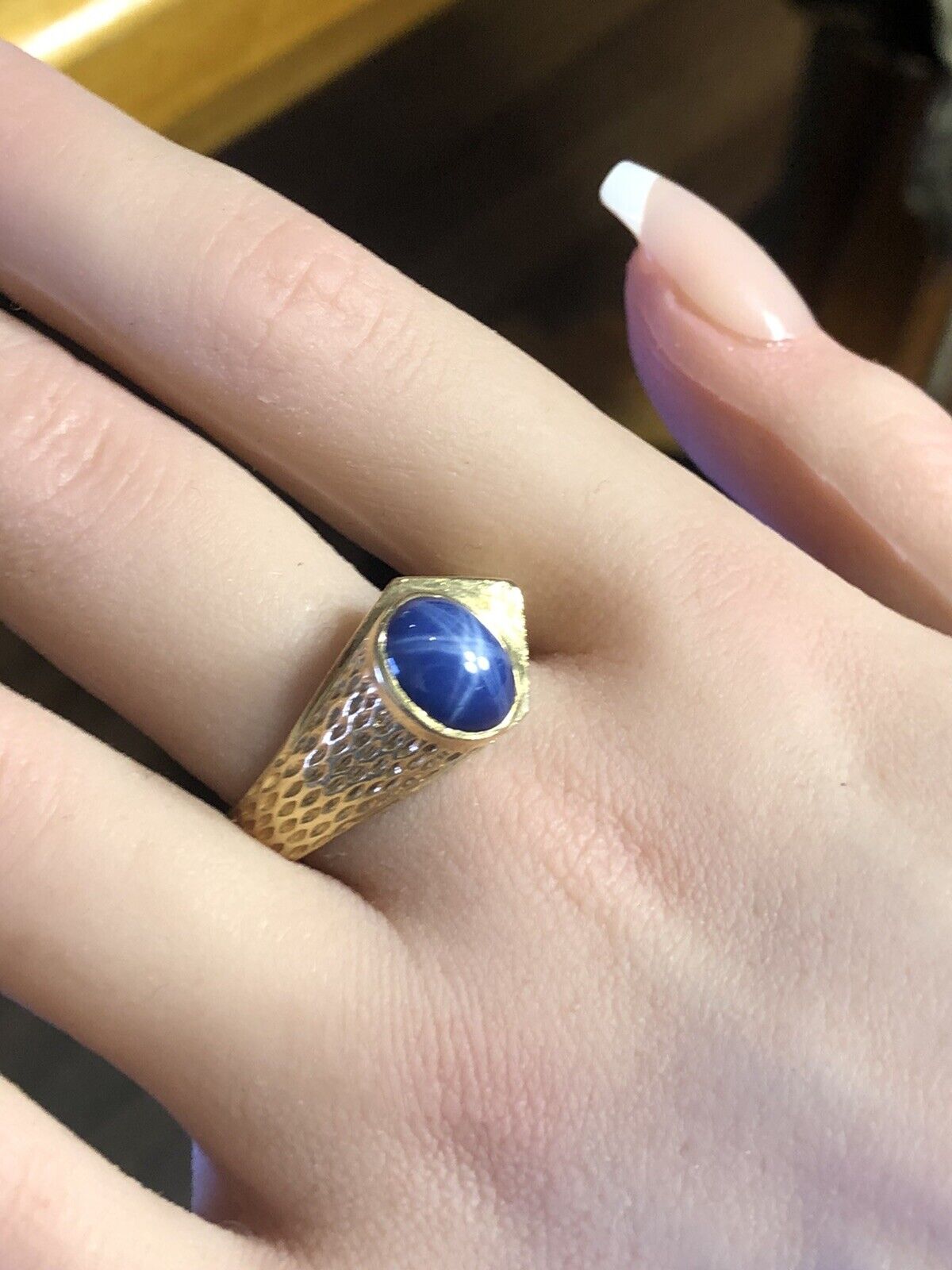 Art Deco 14K Yellow Gold Blue Star Sapphire Abstract Snake Design Unisex Ring
