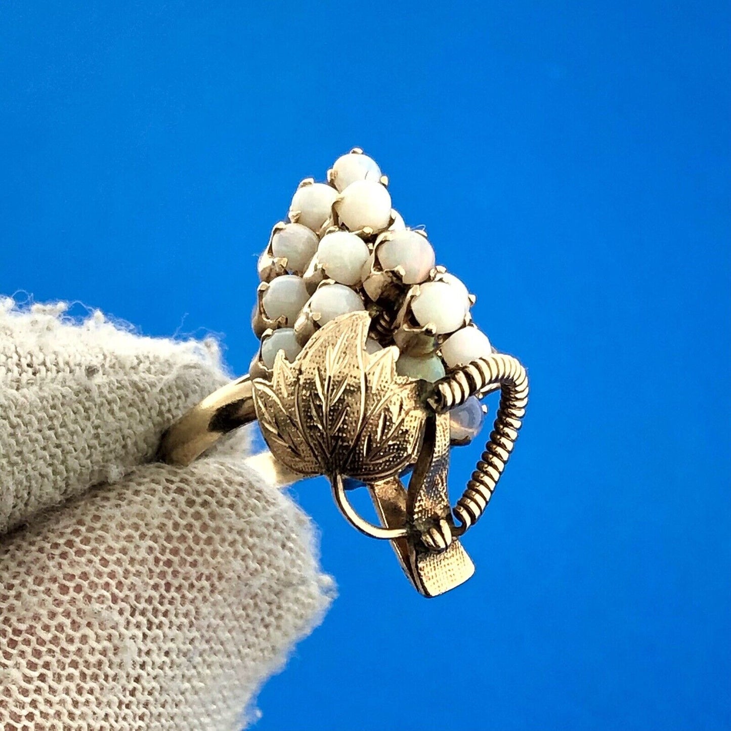 Gorgeous 14k Yellow Gold Cabochon White Opal Towering Grape Cluster Ring Size 3