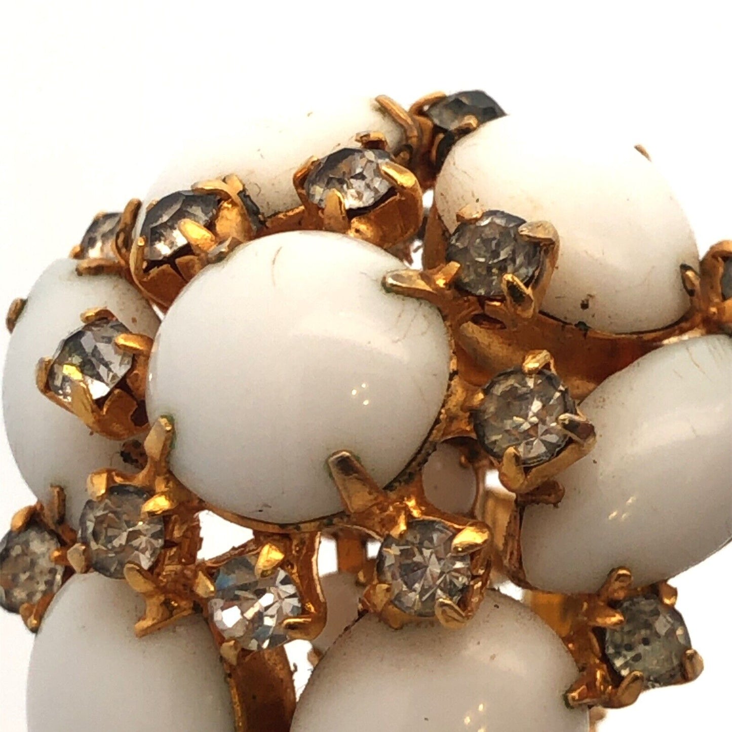 Mid Century Gold Tone Milk Glass Rhinestone Pendant Lariat Choker Necklace
