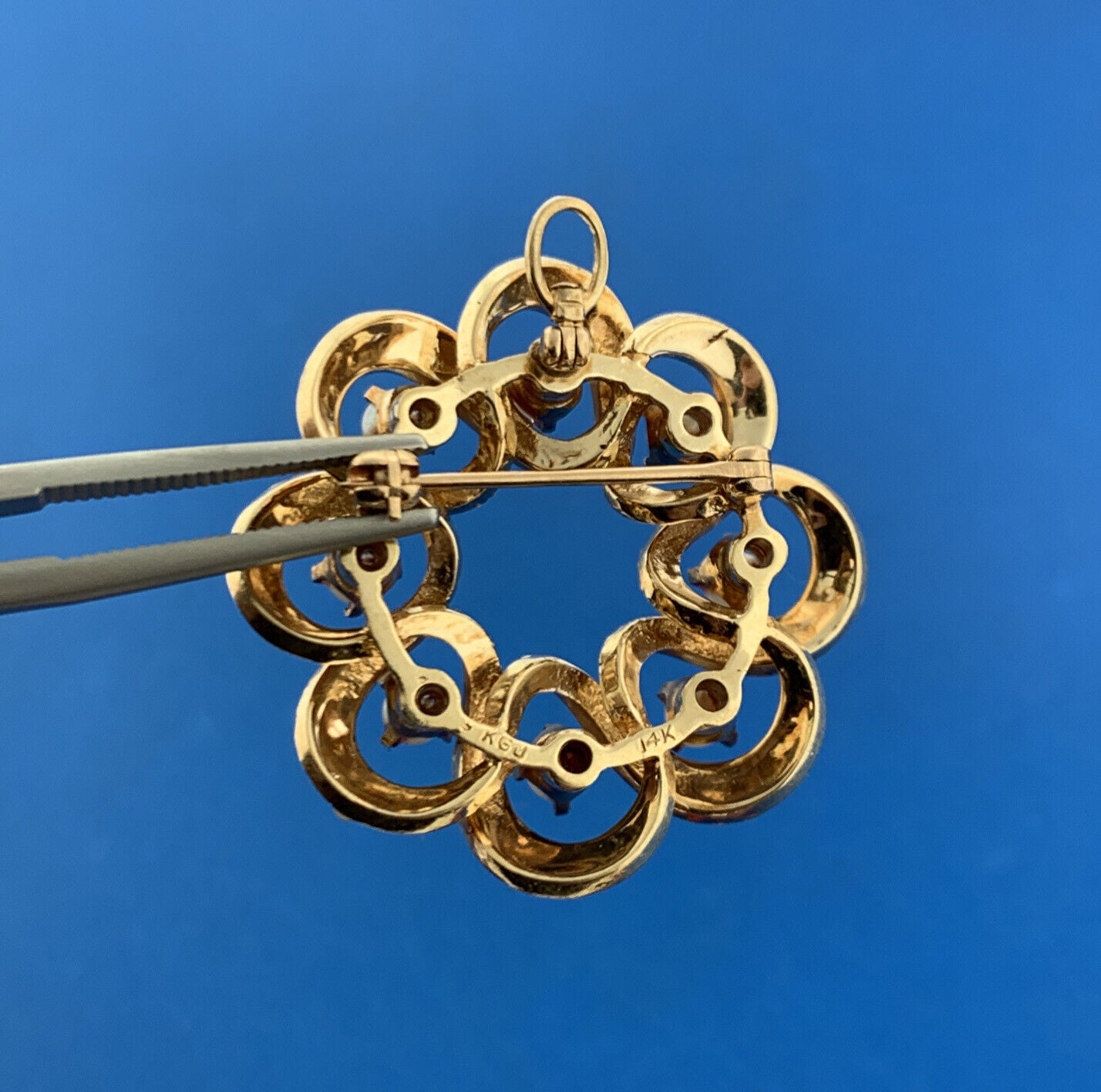 Designer 14K Yellow Gold Seed Pearl Floral Wreath Diverse Pendant Or Brooch