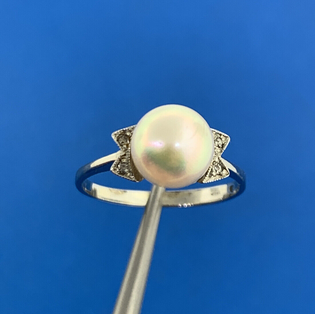 Vintage 18K White Gold Pearl Solitaire Size 6.5 Cocktail Ring