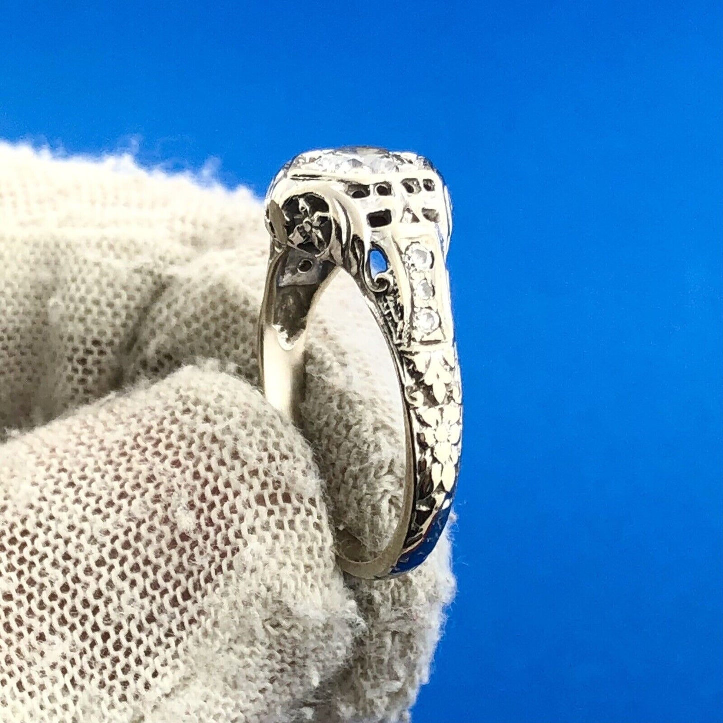 Vintage 14k White Gold Round Cut Diamond Solitaire W/Accents Regal Openwork Ring