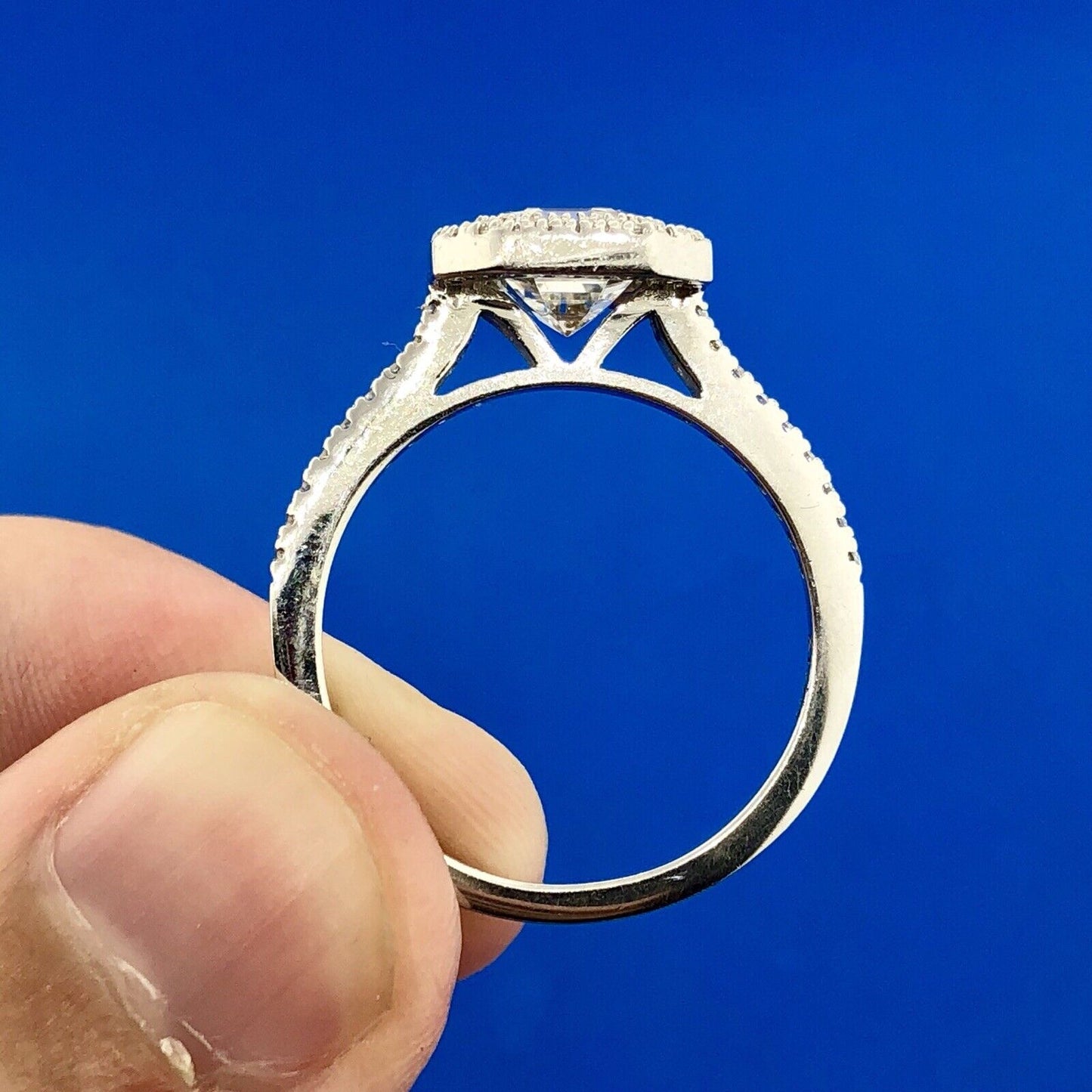 Designer 925 Sterling Silver Cubic Zirconia CZ Solitaire W/Halo Engagement Ring