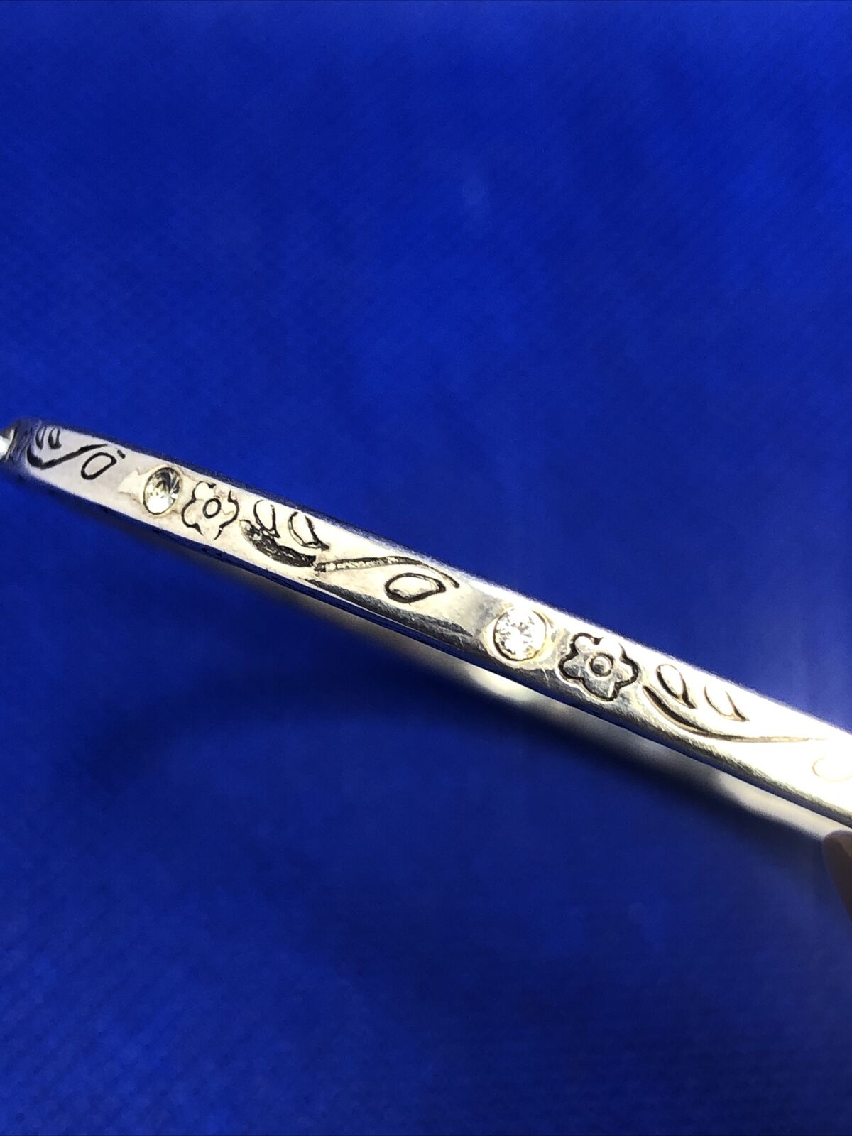 Cubic Zirconia 925 Sterling Silver Floral Thin Stackable Round Bangle Bracelet