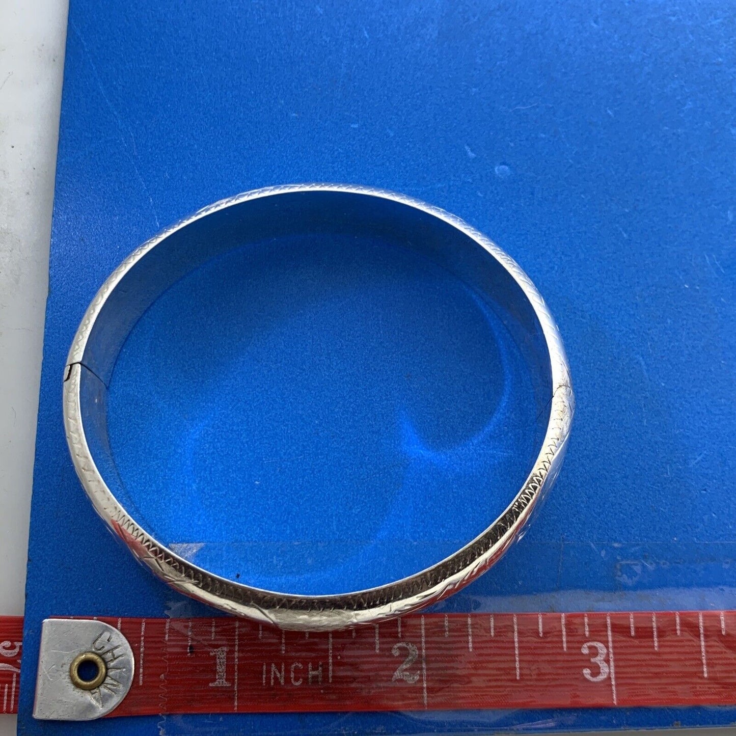 Vintage 925 Sterling Silver Vine Floral Etched Scroll Hinged Cuff Bracelet