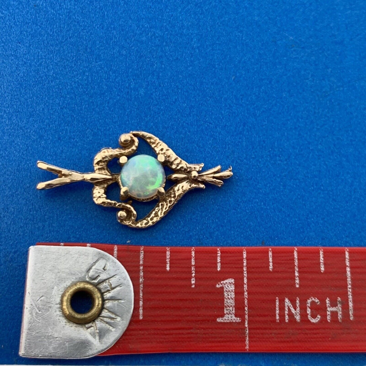 Vintage 14K Yellow Gold Opal Solitaire Free Form Modernist Charm Pendant