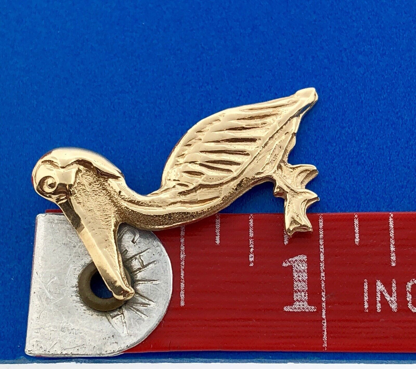 Vintage 14K Yellow Gold Textured Bird Pelican Louisiana State Bird Pendant