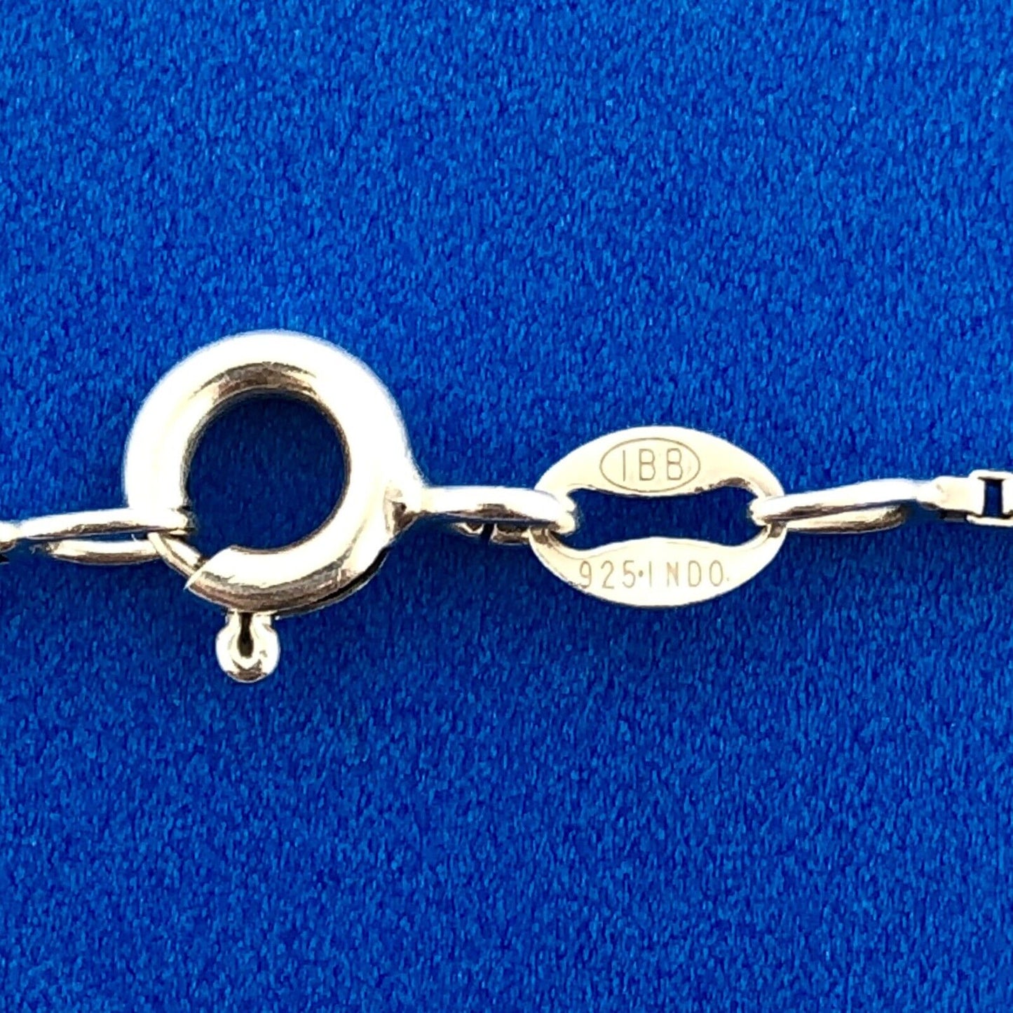 Stunning Sterling Silver 925 CZ Religious Faith 20" Box Chain Cross Necklace