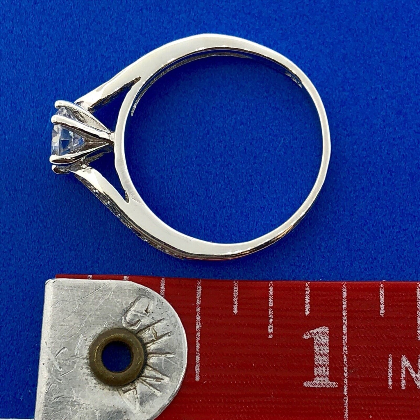 Spectacular 925 Sterling Silver Cubic Zirconium Diamond Accent Engagement Ring