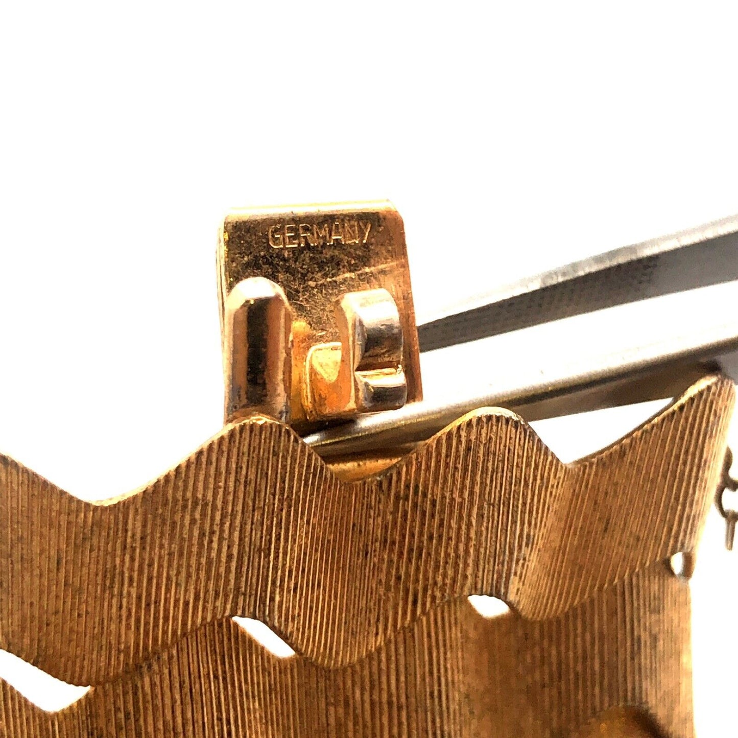 Mid Century Modernist Gold Tone Wave Link Wide Cuff Statement Bracelet