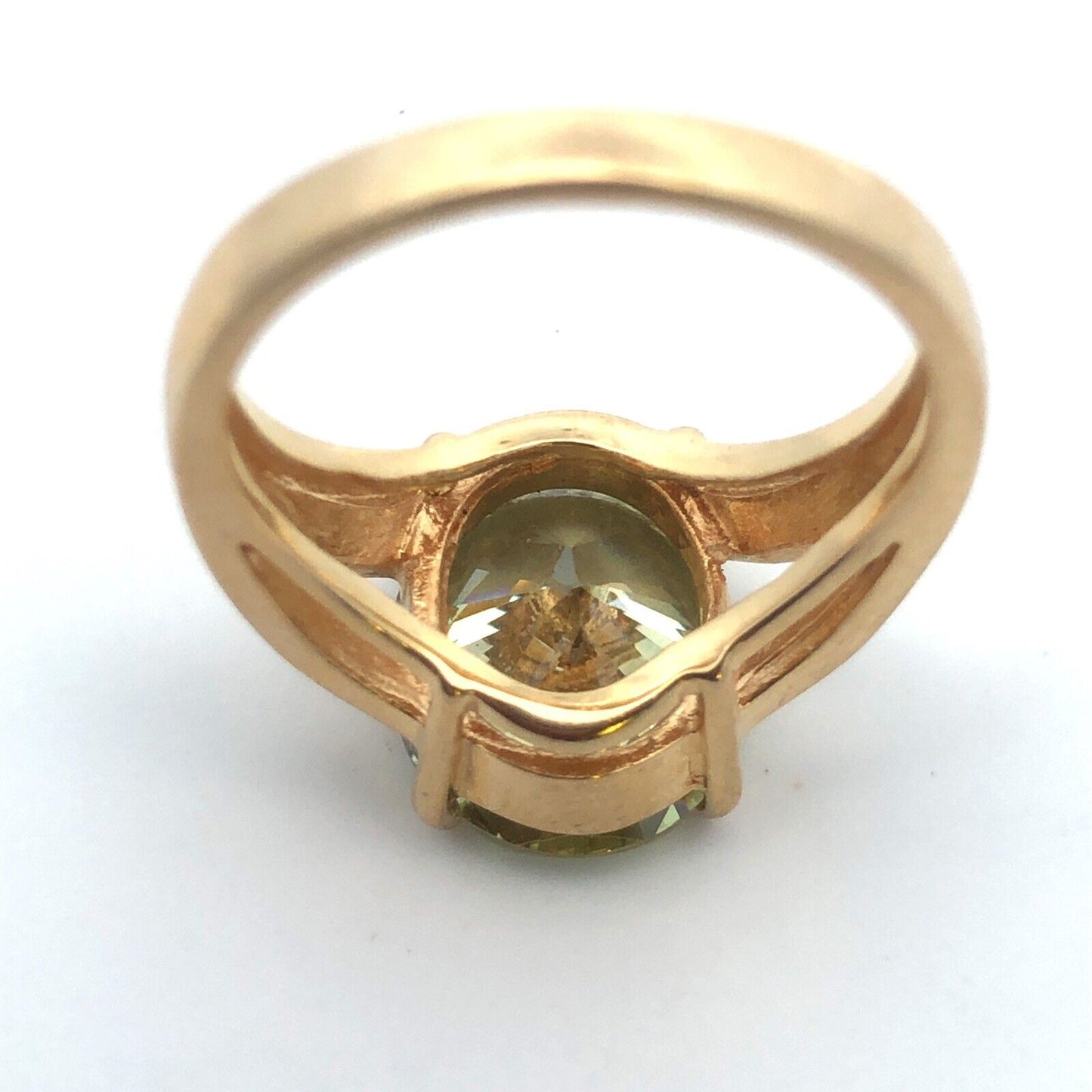 Gorgeous 14k Yellow Gold Oval Cut Green Peridot August Anniversary Ring Size 6.5