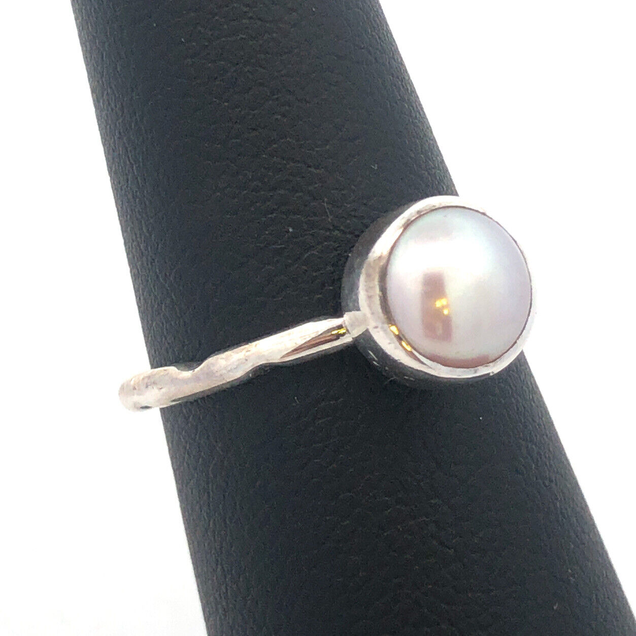 925 Sterling Silver Round Light Pink Pearl Solitaire Occasion Ring