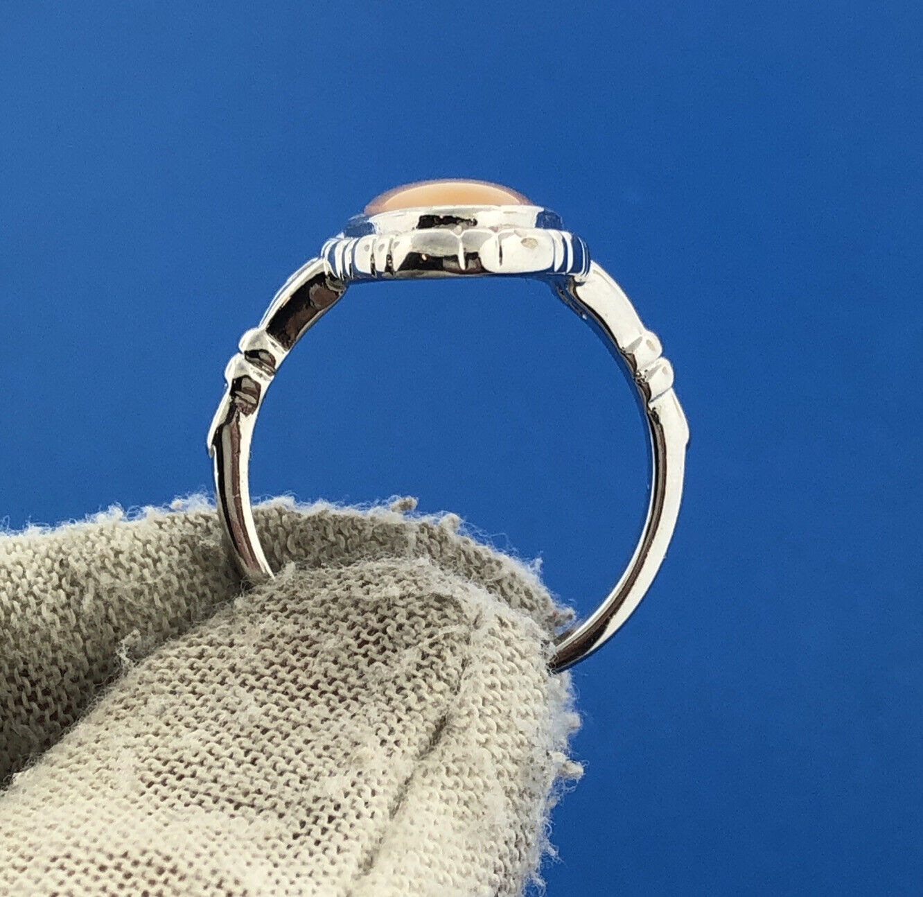Designer Sterling Silver 925 Yellow Mother Of Pearl Statement Cocktail Ring