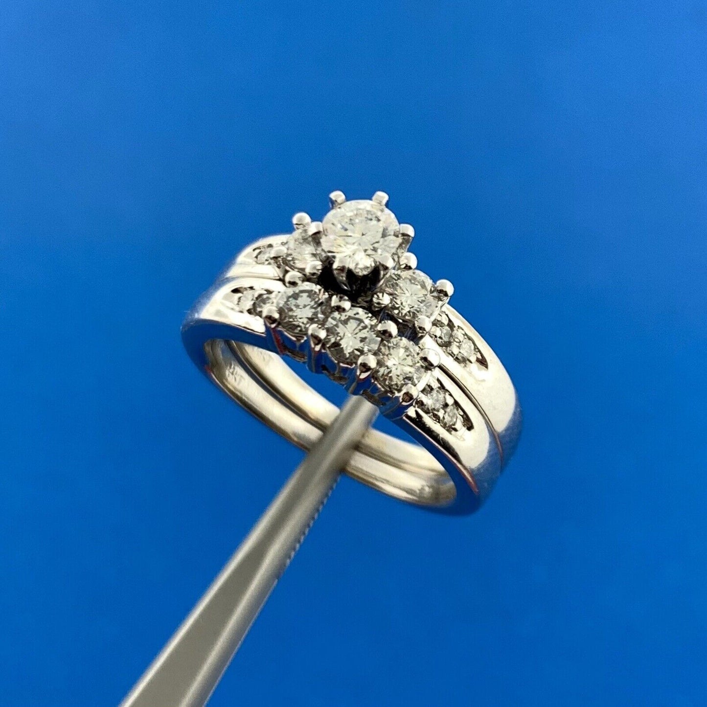 Designer 14K White Gold Round Diamond Engagement Wedding Band Bridal 2 Ring Set