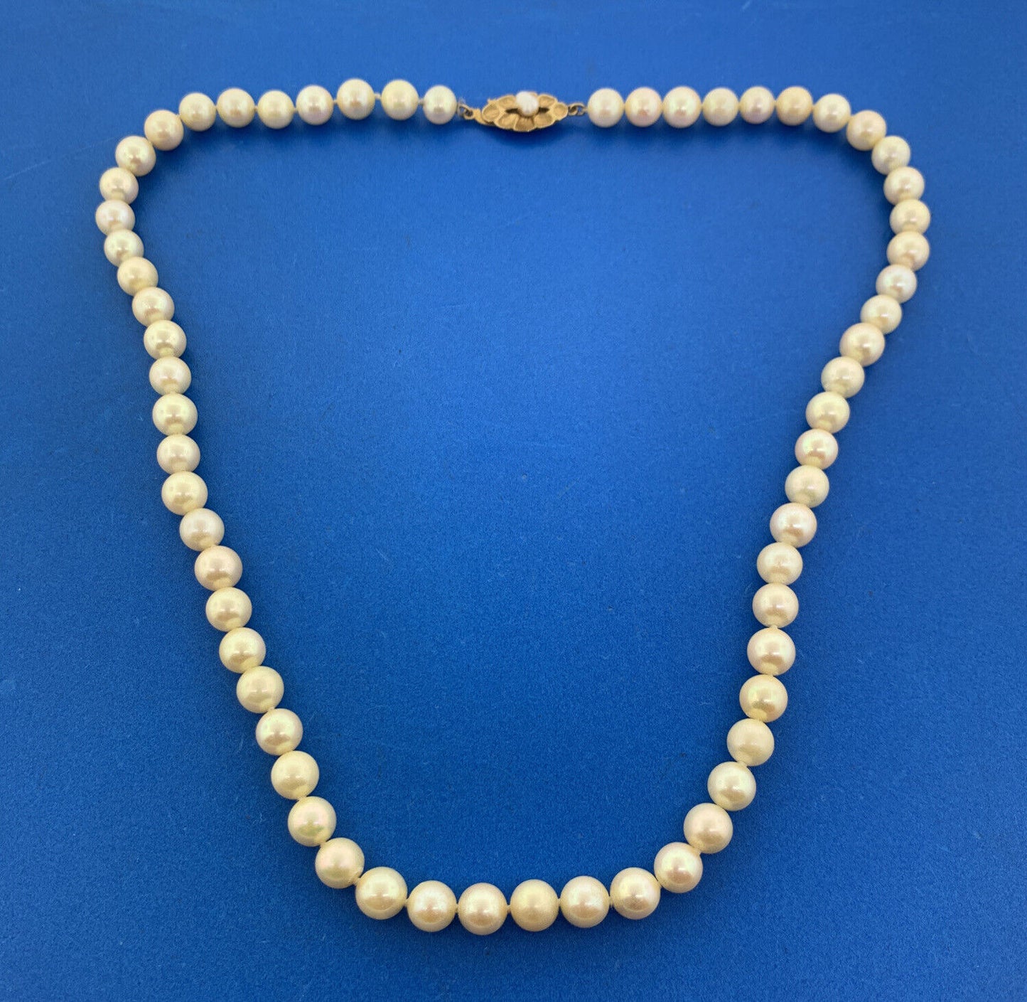 Vintage 14K Yellow Gold Hand Knotted Ivory Pearl Necklace