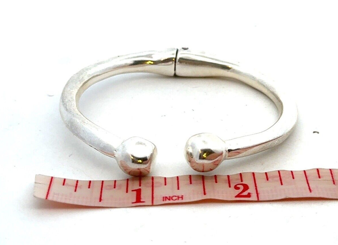 Vintage UNO 925 Sterling Silver Oval Hinged Ball Cuff Bracelet