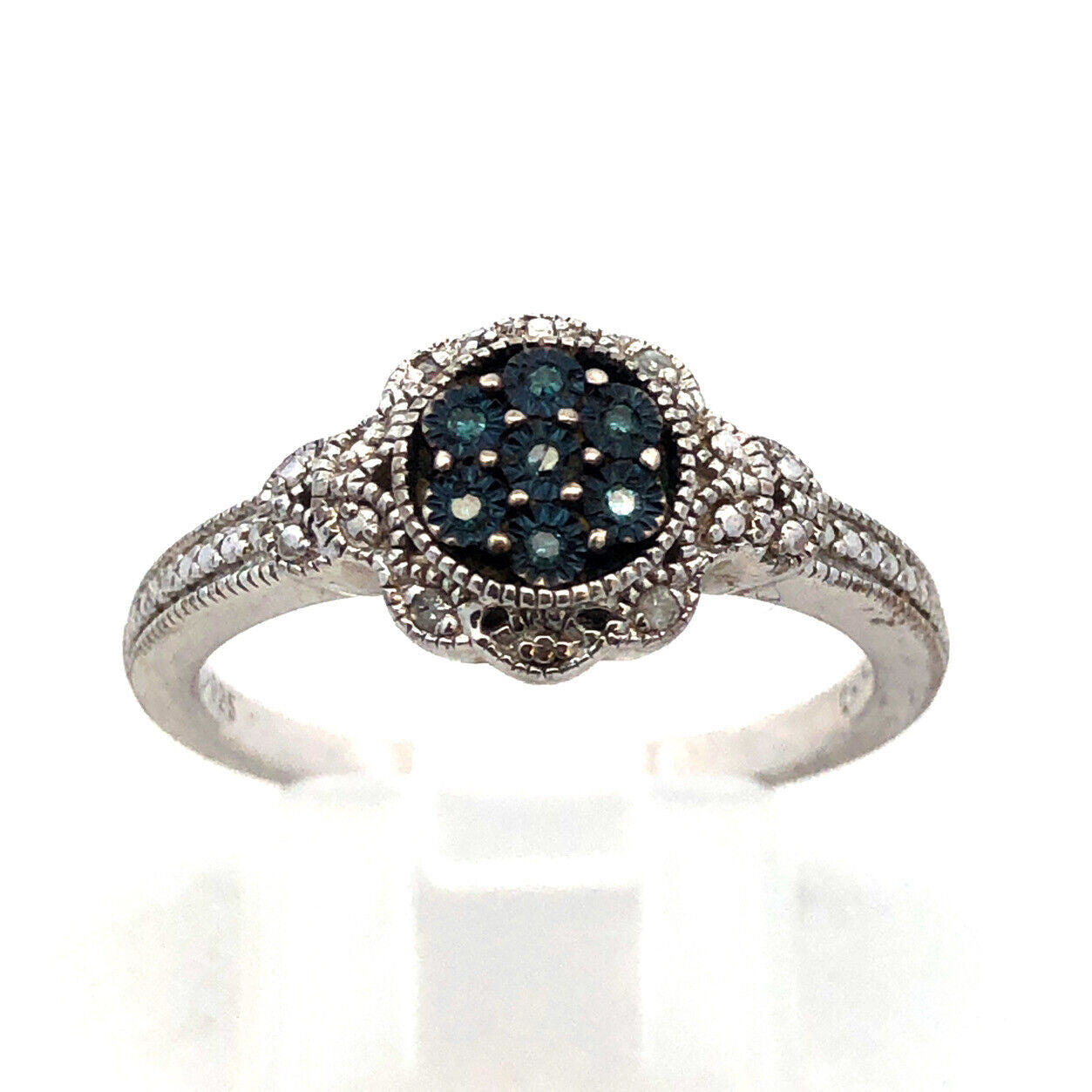 Designer 925 Sterling Silver Blue White Round Diamond Bead Detail Cocktail Ring