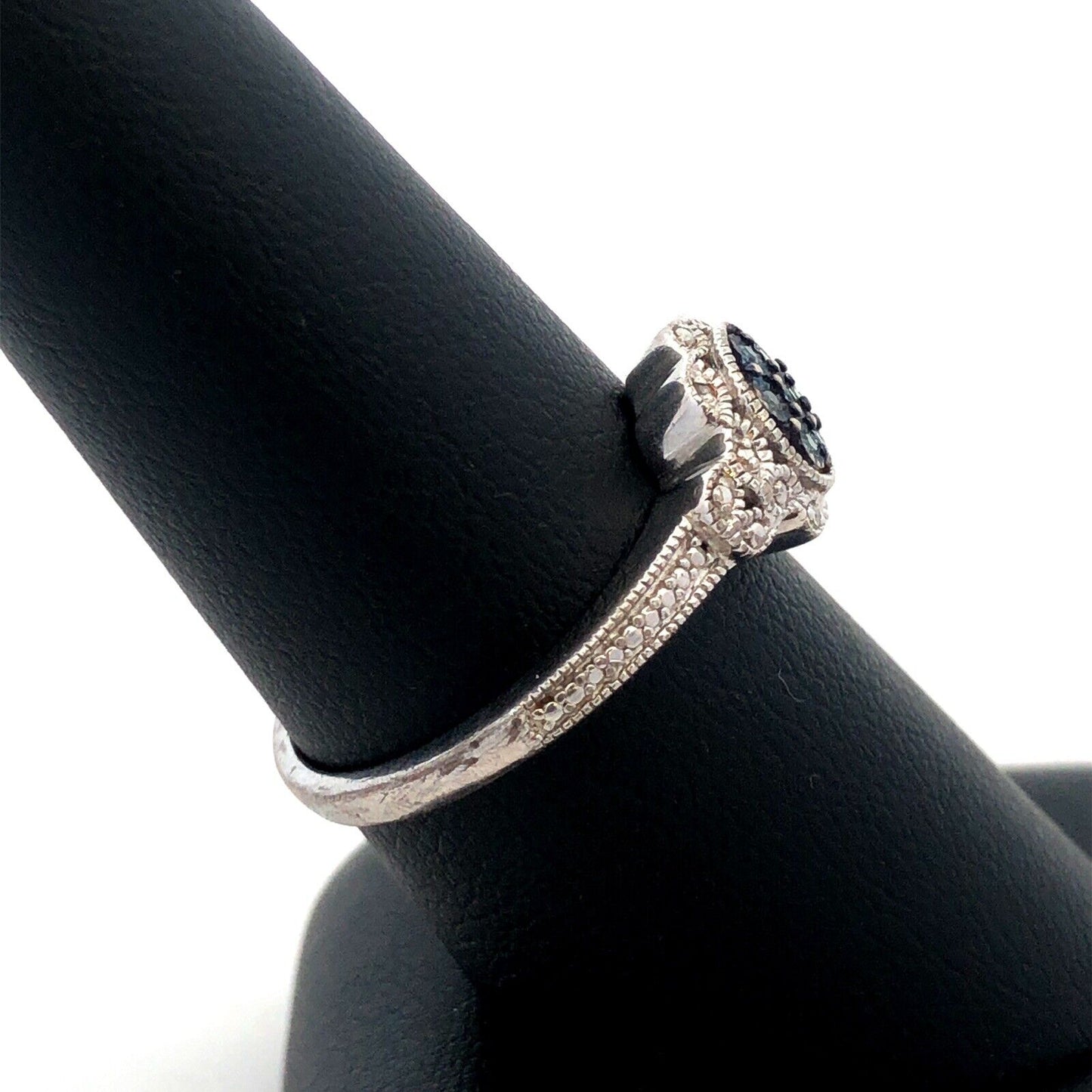 Designer 925 Sterling Silver Blue White Round Diamond Bead Detail Cocktail Ring