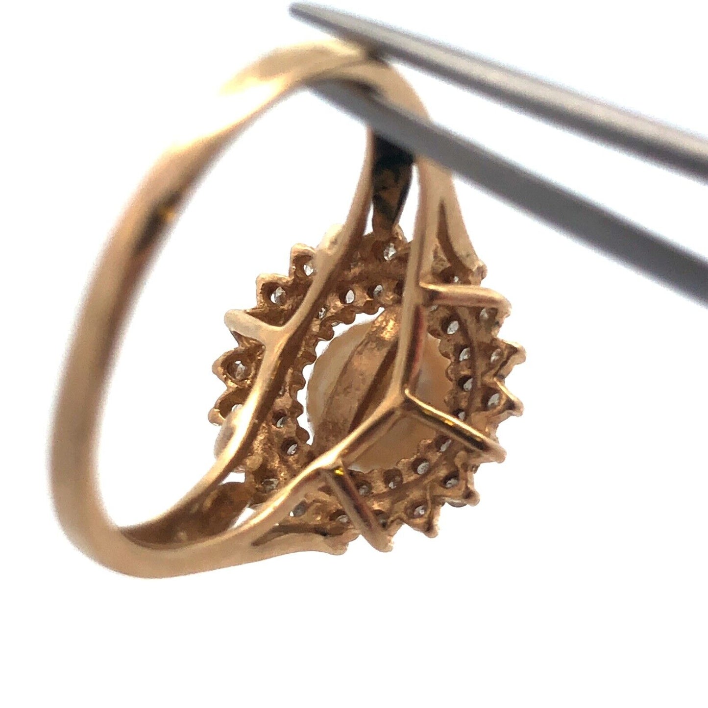 Vintage 14K Yellow Gold Pearl Solitaire Diamond Double Halo Cocktail Ring