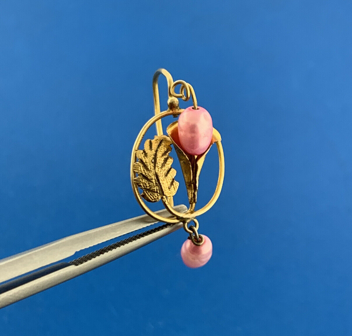 Art Nouveau Art Deco 10K Yellow Gold Pink Baroque Pearl Drop Dangle Hook Earring