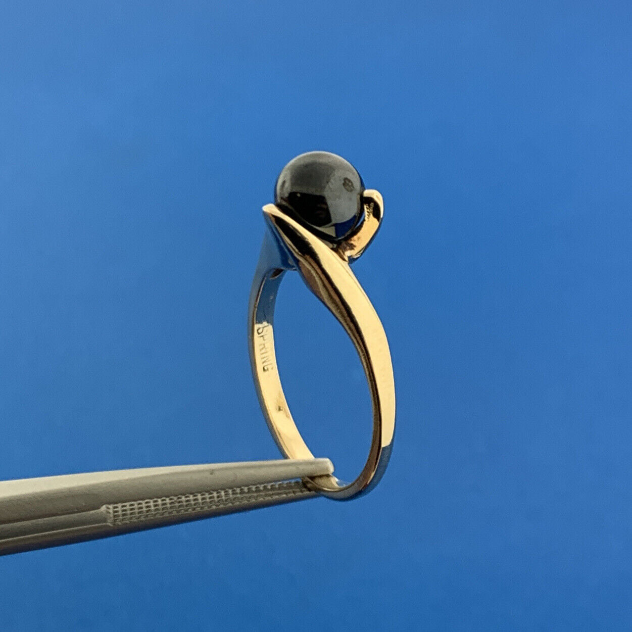 Designer Spring 10k Yellow Gold Cabochon Black Onyx Sphere Ring Size 6.25