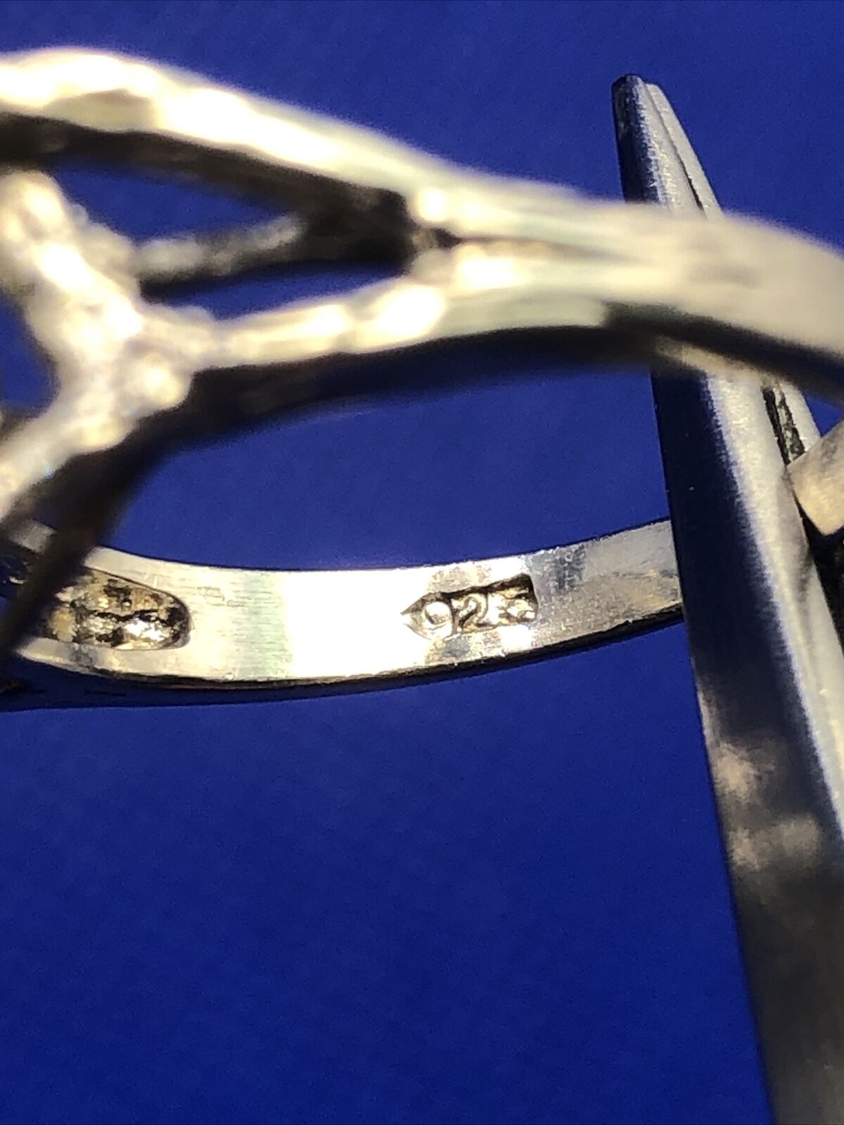 925 Sterling Silver Pearl Dome Cubic Zirconia Leaf accents Statement Ring