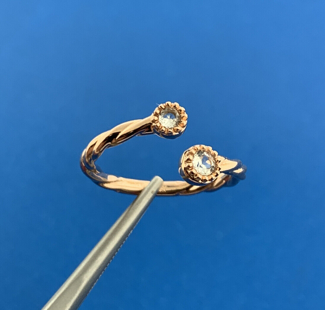 Retro Designer 14K Yellow Gold Blue Topaz Ribbed Twist Modernist Bypass Ring