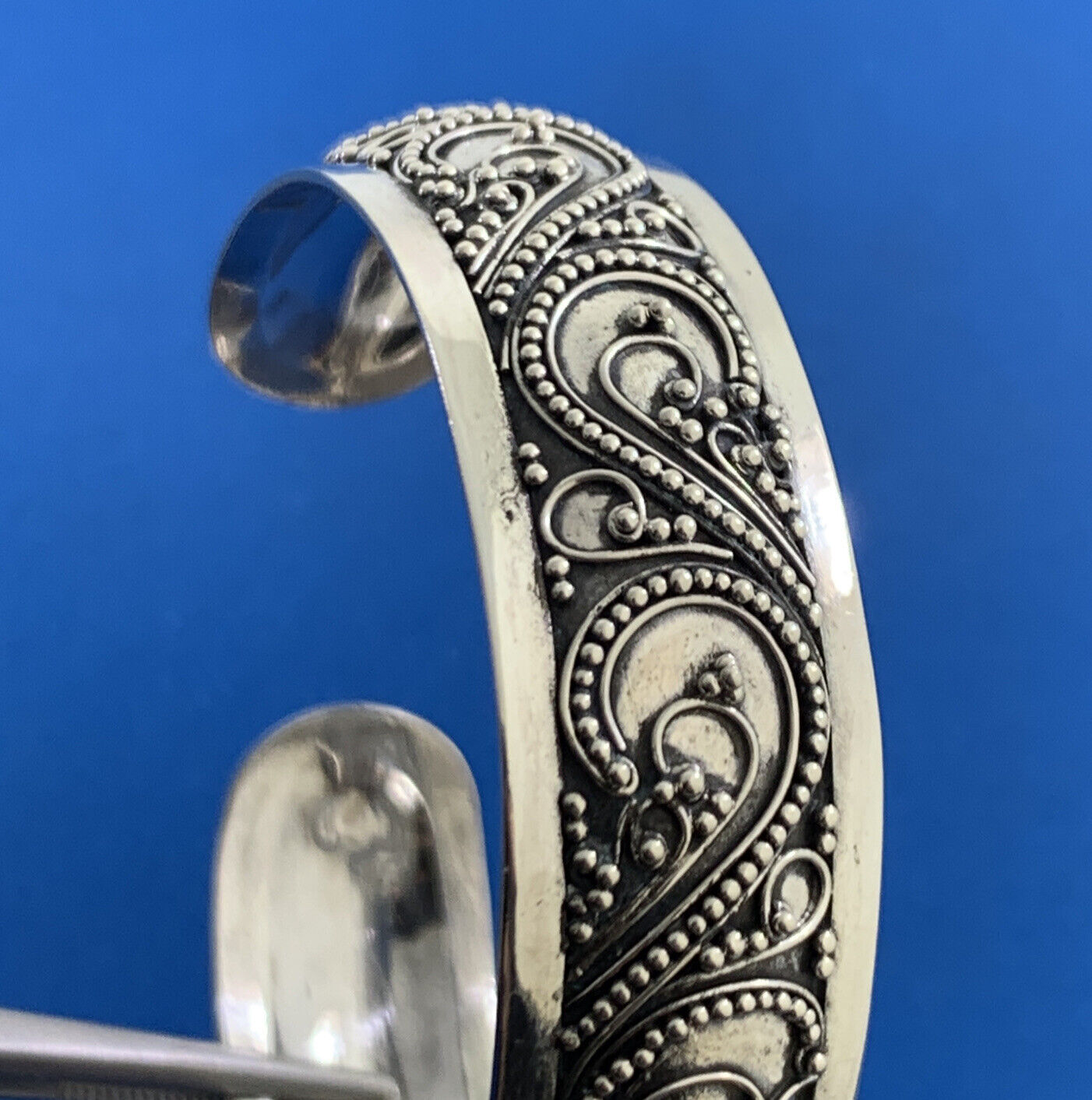 Designer 925 Sterling Silver Beaded Filigree Detail Open Cuff Bracelet