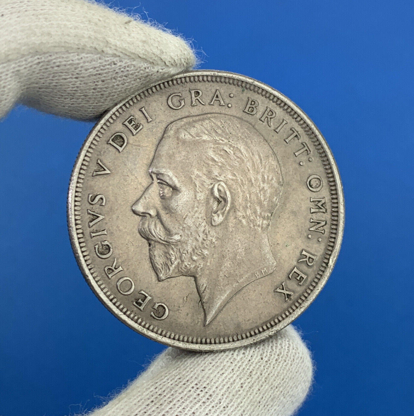 1928 British 1 Crown George V Wreath Crown 50% Silver Better Key Date Coin