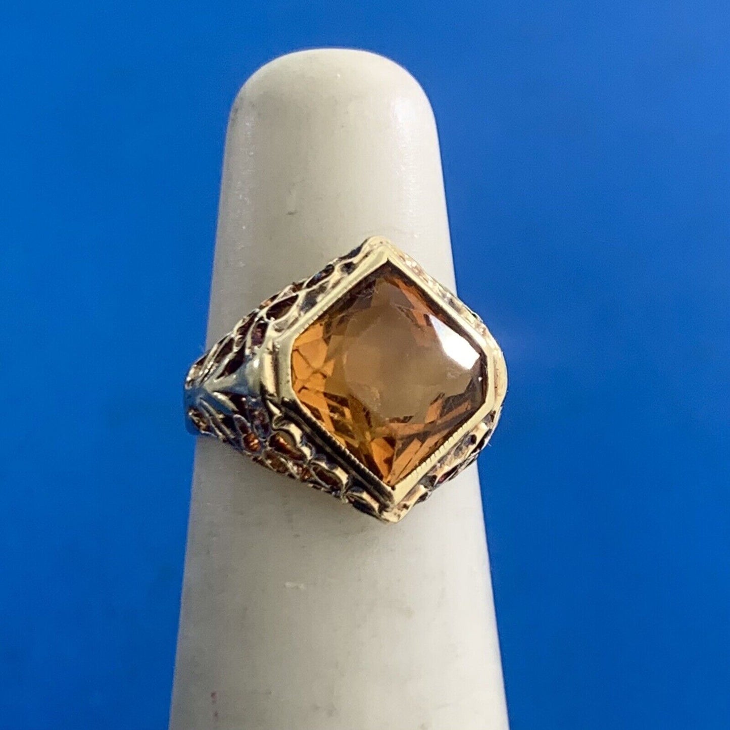 Vintage 14K Yellow Gold Square Cognac Citrine Heart Scroll Cocktail Ring