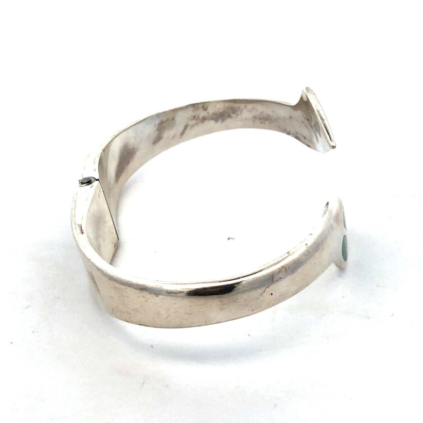 Mid Century Taxco Sterling Silver Malachite Inlay Modernist Hinged Cuff Bracelet