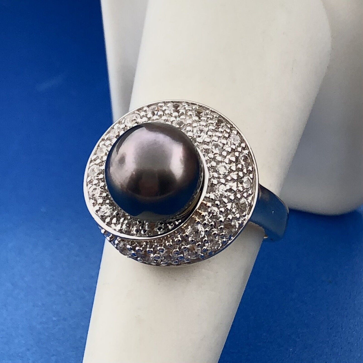 Designer 925 Sterling Silver Two Tone Pearl Solitaire White Topaz Accent Ring