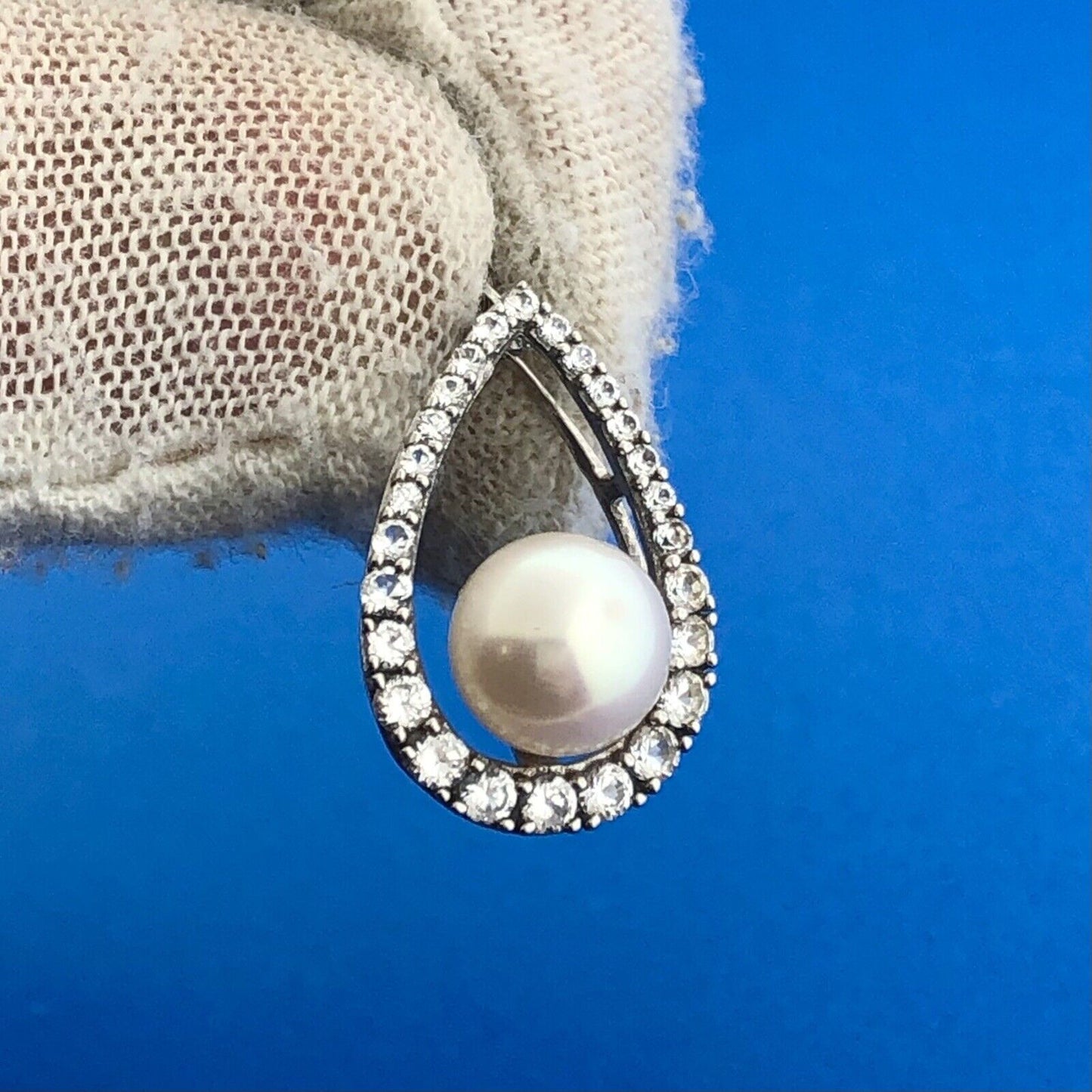 Designer Sterling Silver Pearl Diamond Bridal Perfect Pear Drop Pendant Necklace