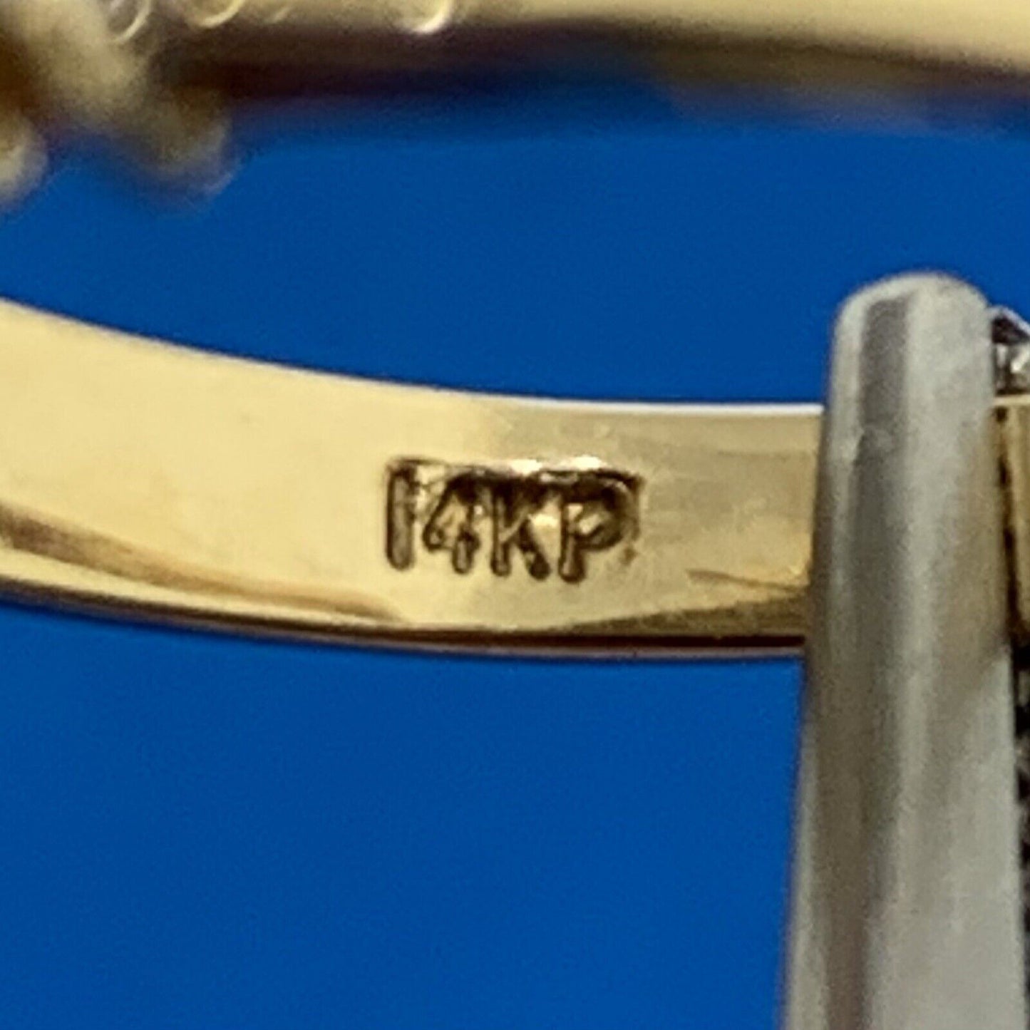 Vintage 14K Yellow Gold Oval Ruby Diamond Accented Cluster Bypass Cocktail Ring