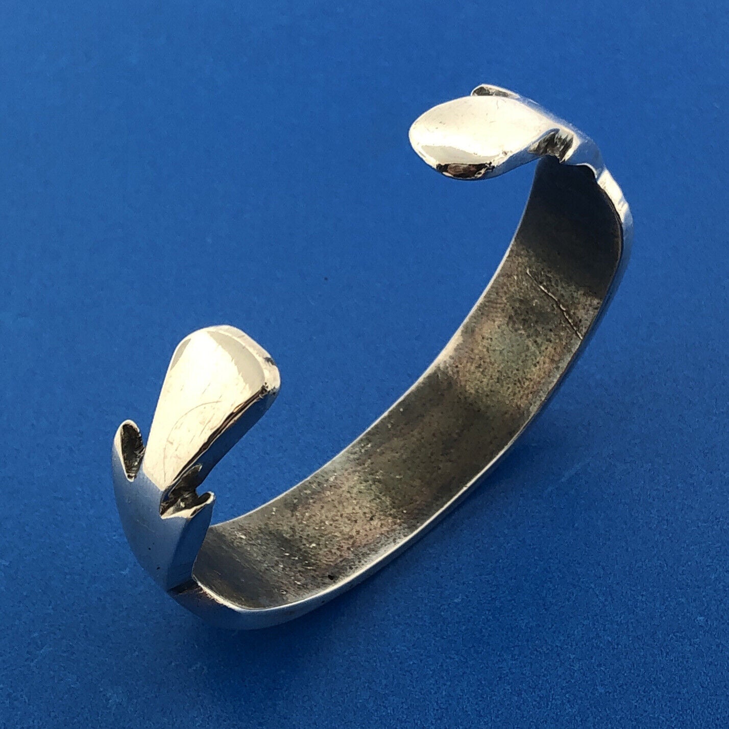 Old Pawn Native American 925 Sterling Silver Turquoise Inlay Bear Claw Bracelet