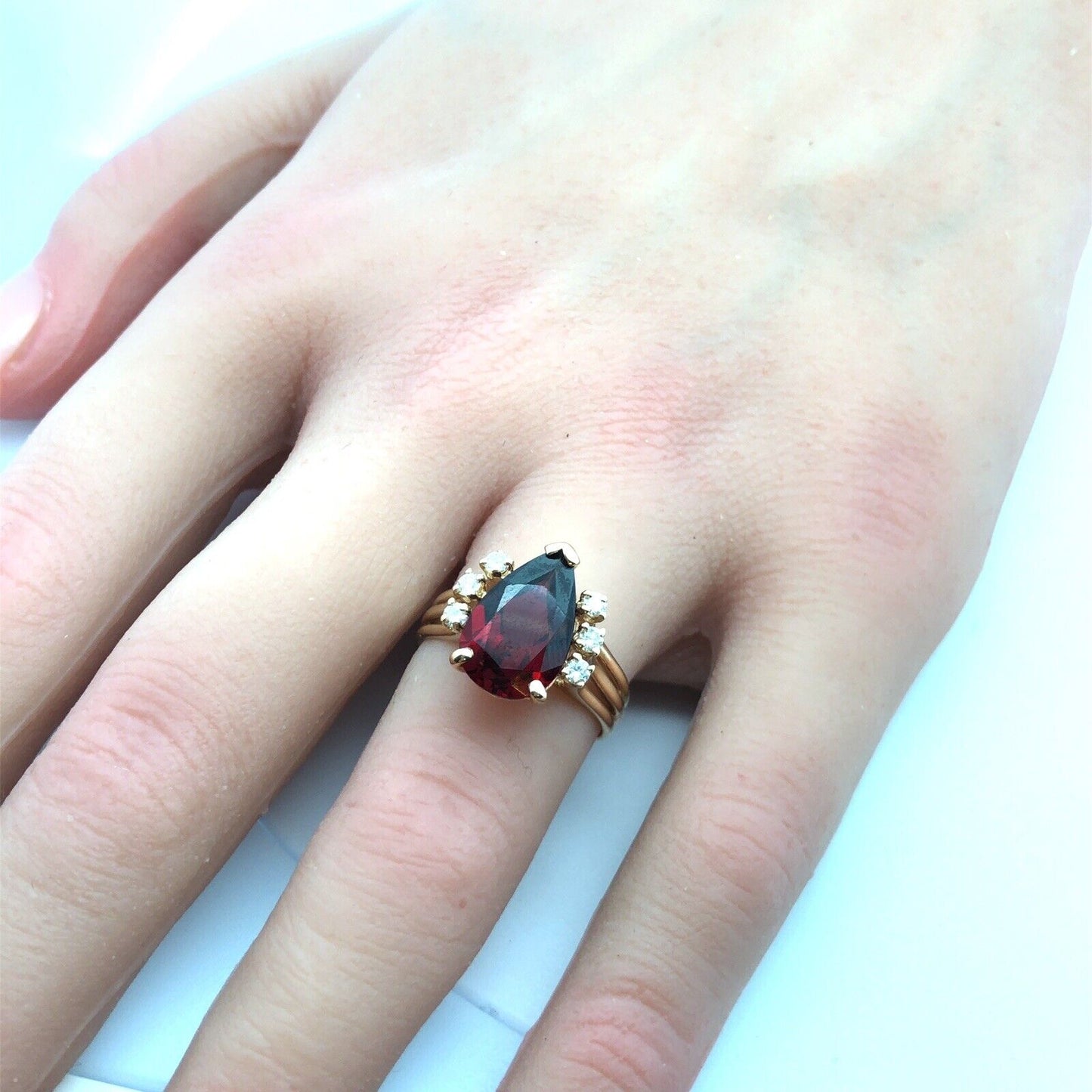 Designer 14K Yellow Gold Pear Shaped Garnet Round Diamond Accent Cocktail Ring