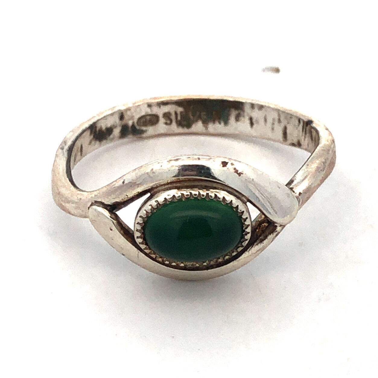 Vintage Designer MC 925 Sterling Silver Oval Green Tourmaline Ring