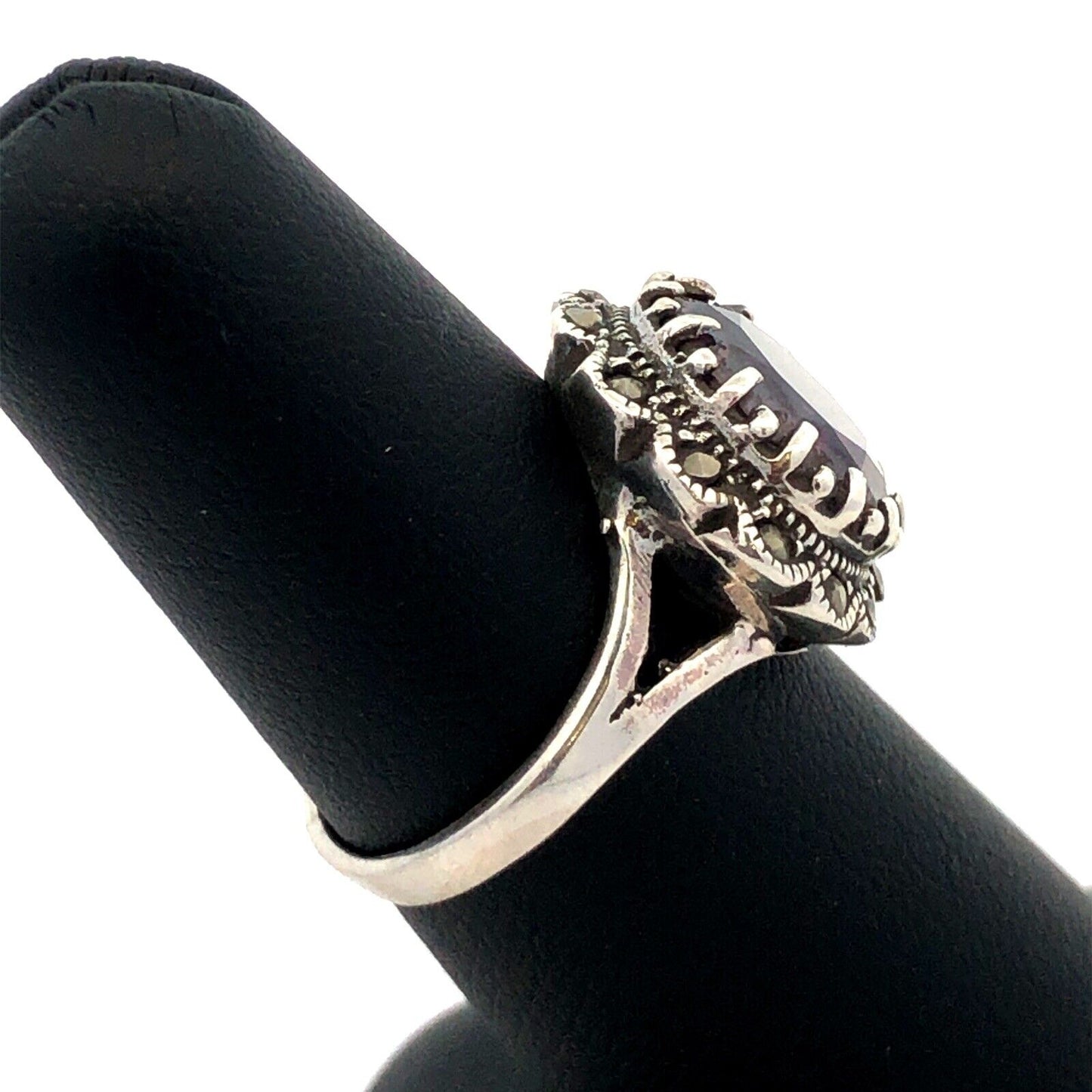 Vintage F 925 Sterling Silver Round Amethyst Marcasite Flower Cocktail Ring
