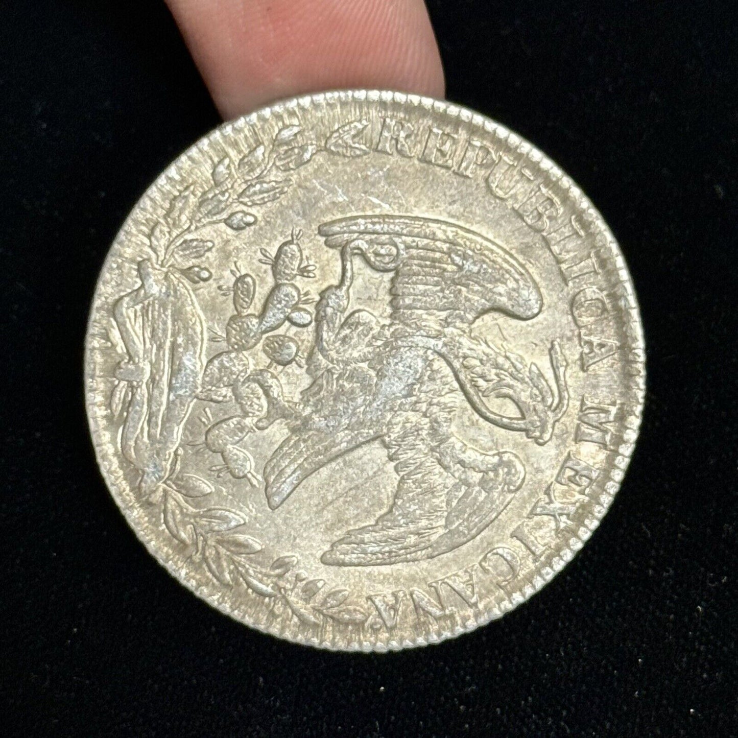 1833 Go Guanajuato MJ Mexico Silver 8 Reales Three Dots After Date Straight J